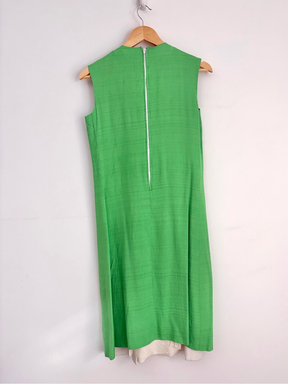Vintage 1960s Silk Mod Shift Dress - Studio Elle - Made in Italy- Small - Picture 3 of 9
